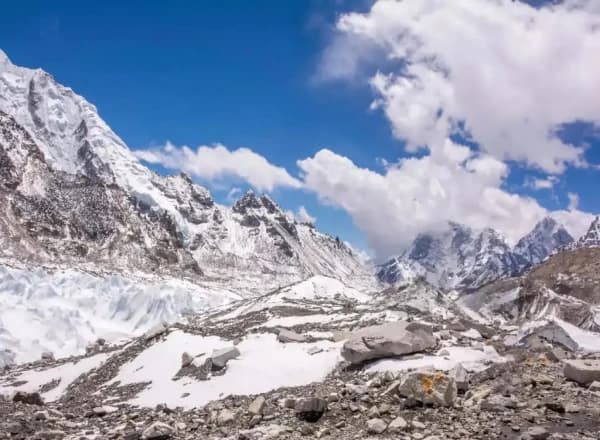 everest-base-camp-trek-cost