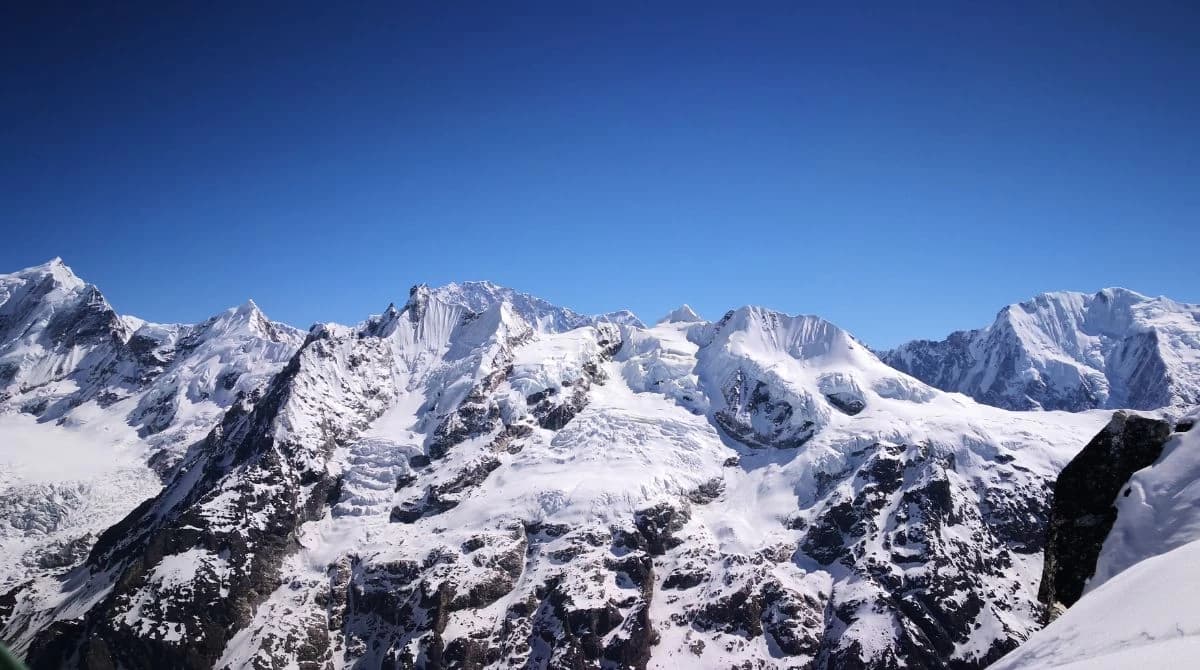 Yala Peak Climbing