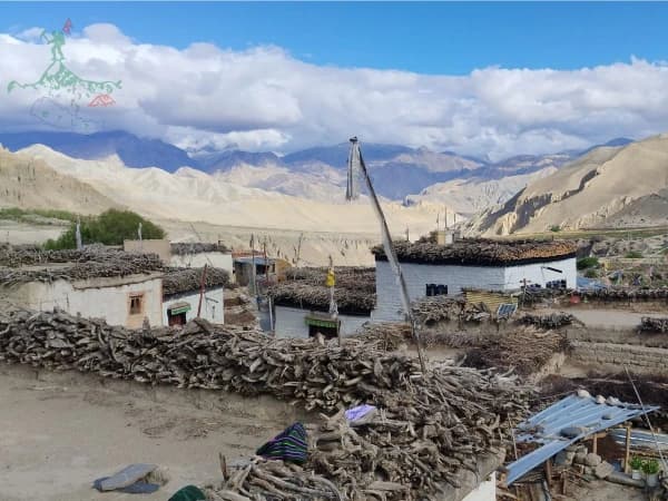 Lomanthang village landscape
