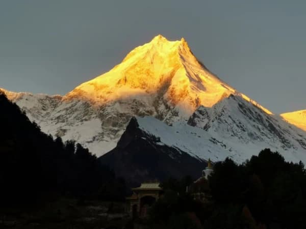 Manaslu mountain