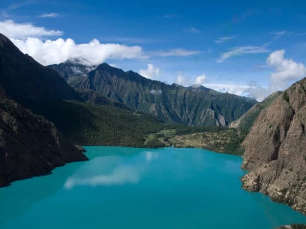 Phoksundo lake